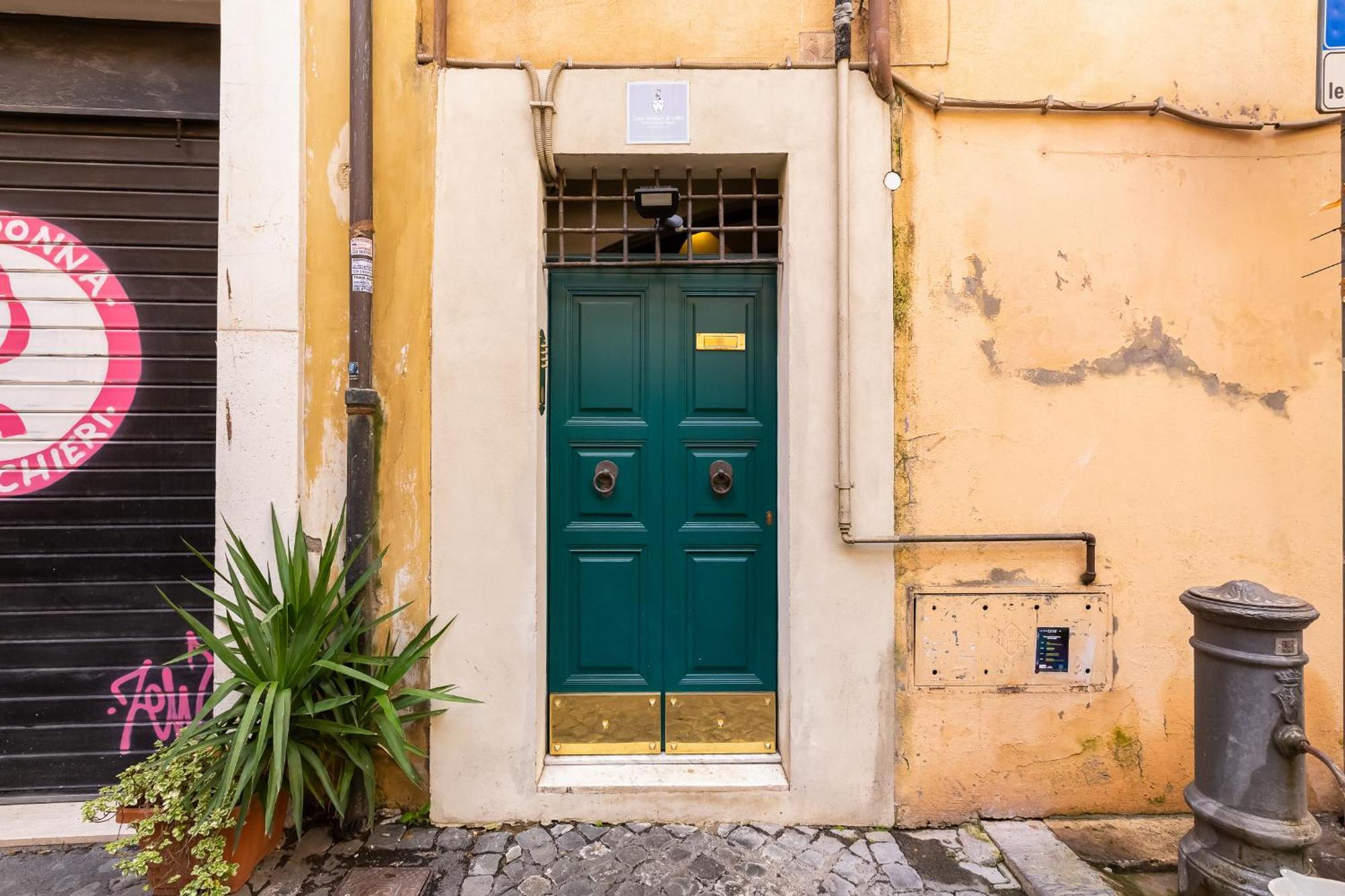 Campo Dei Fiori Royal Orchid Apartment, Rome